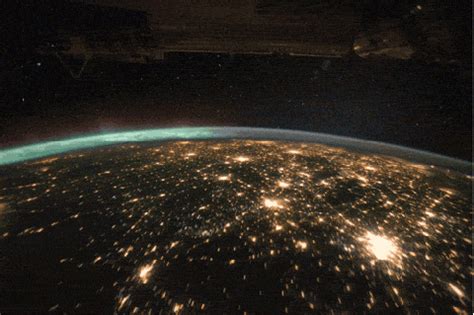 A view of earth from the iss Earth Gif, Planet Earth, Mind Blowing Quotes, Live Earth, Gifs ...
