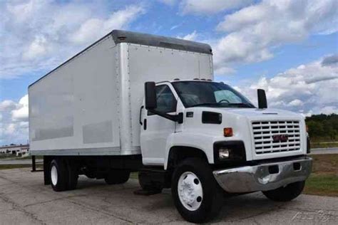 GMC C7500 24' BOX TRUCK (2007) : Van / Box Trucks