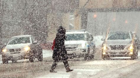 Snowstorm with dangerous blizzard conditions slams Midwest: Latest ...