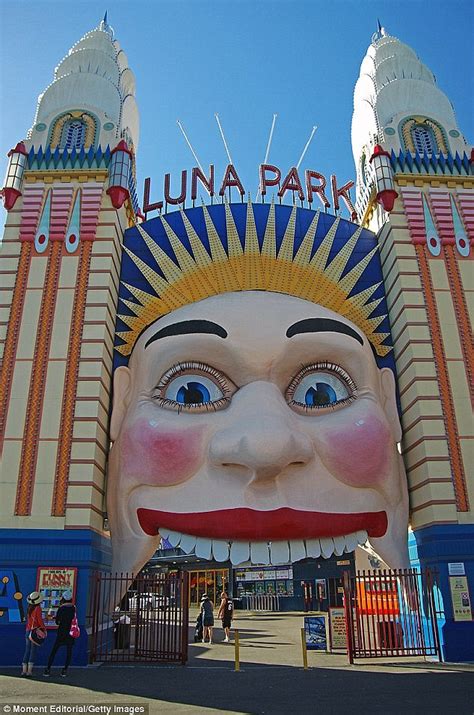 The Luna Park Ghost Train fire of 1979 that killed seven people in Sydney | Daily Mail Online