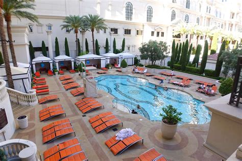 Caesars Palace Pool: One of the Best Pools in Las Vegas – Cloud ...