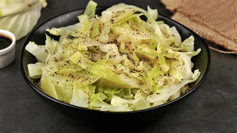 How To Boil Cabbage And Potatoes - Recipes.net