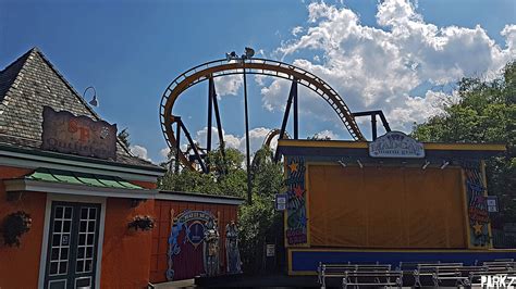 Batman The Ride | Parkz - Theme Parks