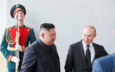 Kim Jong-un y Vladimir Putin celebran su primera cumbre en Rusia ...