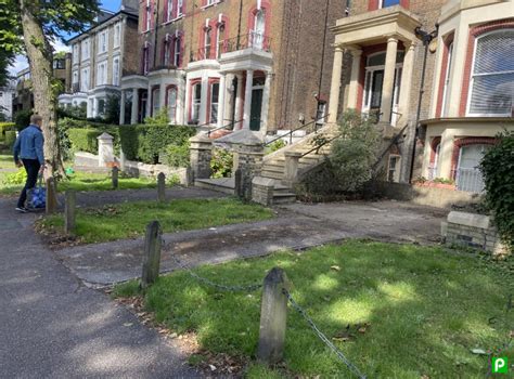 Driveway on Belsize Avenue, NW3