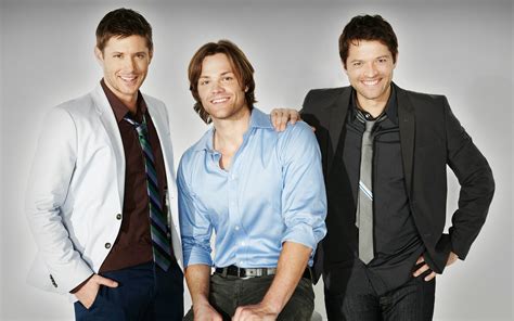 Supernatural Cast Wallpaper by britmodtokyo on DeviantArt