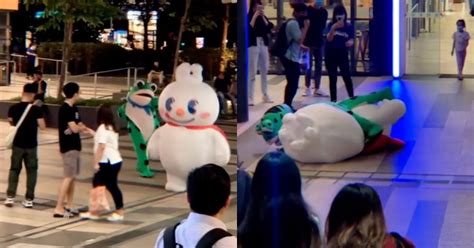 Mixue mascot & Douyin Frog finally meet at Paya Lebar, chaos ensues - Mothership.SG - News from ...