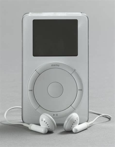 Jonathan Ive, Apple Industrial Design Group. iPod. 2001 | Apple design, Apple products, Ipod