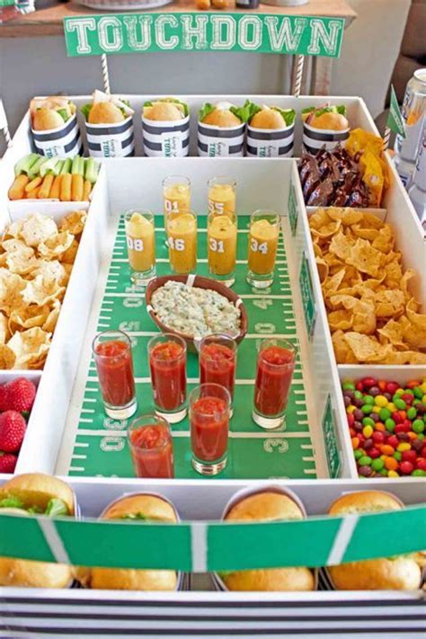 17 DIY Super Bowl Party Decorations That Every Football Fan Will Love | Superbowl party food ...