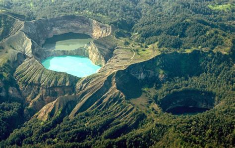 Indahnya Pesona Danau Kelimutu Di Flores Nusa Tenggara Timur