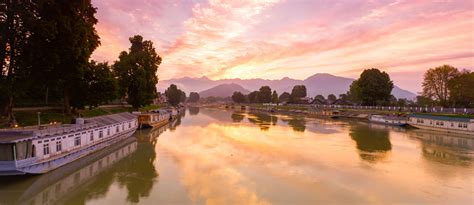 River Jhelum, Pakistan: Quick Facts, Significance & More! | Zameen Blog