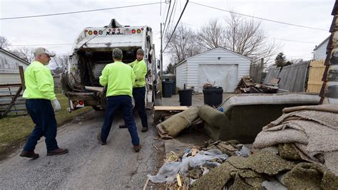 City proposes bulk trash pickup, changes