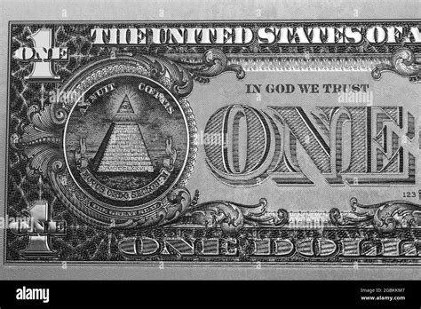 Reverse side one dollar bill hi-res stock photography and images - Alamy