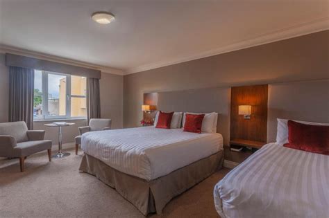 Canal Court Hotel, NEWRY | LateRooms.com