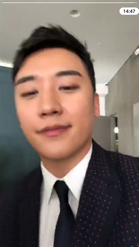 040518 Seungri's instagram live ♥️♥️♥️🐼