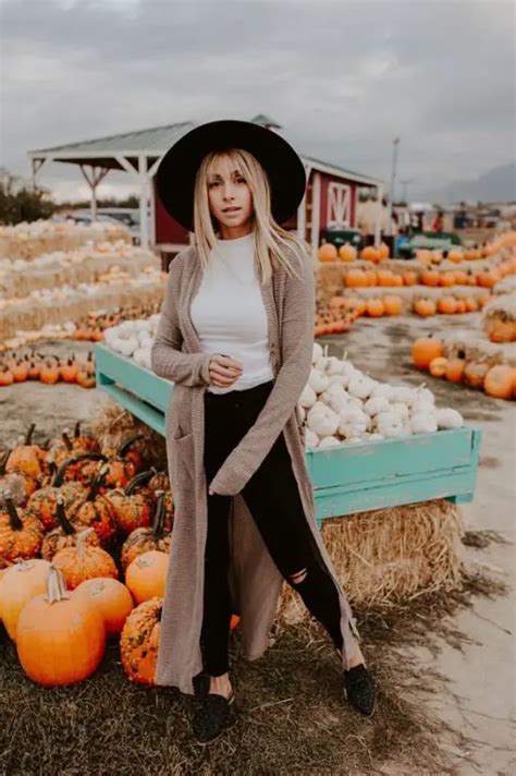 15 Best Pumpkin Patch Outfits For You! | SLECK