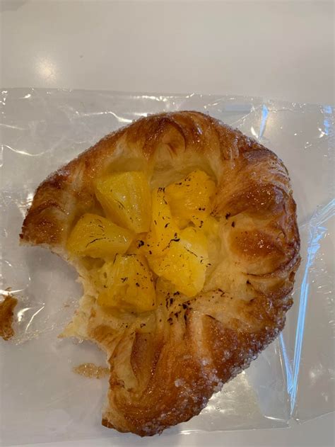 Korean bakery near me makes delicious pineapple pastries : psych