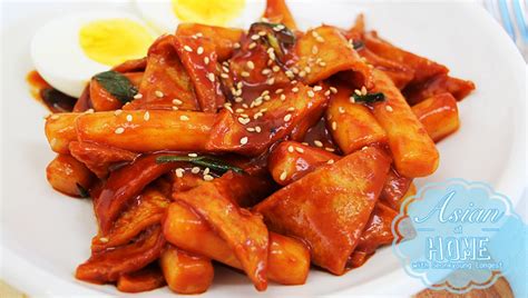 Quick & Easy Tteokbokki - YouTube