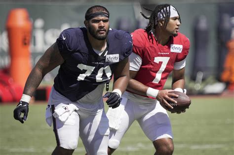 Houston Texans: Juice Scruggs placed on injured list as OL shuffles