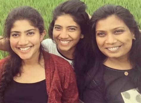 Actress Sai Pallavi Family Photos