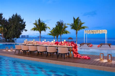 Breathless Cancun Wedding - Packages,Venues & Costs