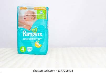 pampers Logo Vector (.AI) Free Download