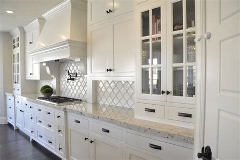 Backsplash School(2): What Is Arabesque Backsplash Tile?