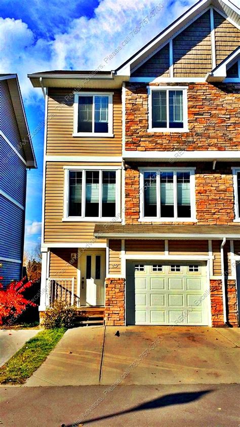 BEAUTIFUL 3-BDRM TOWNHOUSE W/ ATTACHED GARAGE IN MORINVILLE *** https://rentaladvisors.ca ...