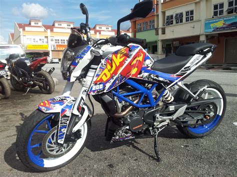 :::angenzZz:::: SUPERDUKEMAN (KTM Duke 200)