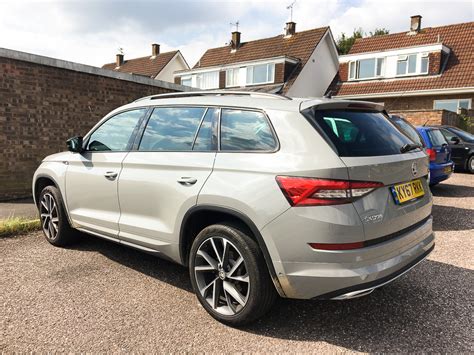 REVIEW: The Skoda Kodiaq SportLine - Slummy single mummy