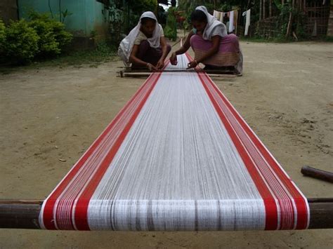 Assamese weavers, busy weaving Gamosa | Indian arts and crafts, India ...