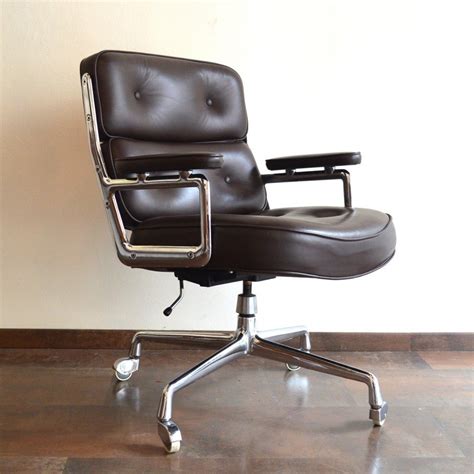 ES104 office chair by Charles & Ray Eames for Herman Miller, 1950s | #44158