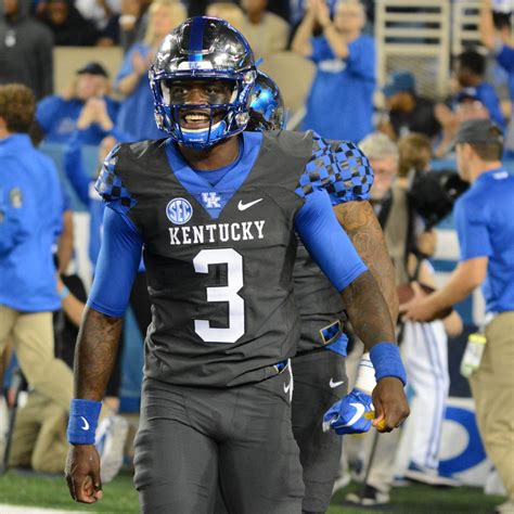 Kentucky Wildcats Football Uniforms