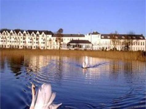 Best Price on The Lake Hotel in Killarney + Reviews!