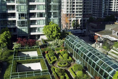 Urban Rooftop Gardening in High Rise Buildings | Rooftop garden urban, Green roof, Cool roof