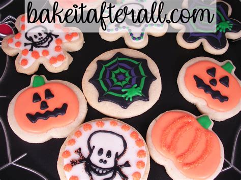 Halloween Sugar Cookies with Royal Icing - You're Gonna Bake It After All