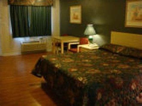 Eagle Pass Inn - Prices & Reviews (TX) - TripAdvisor