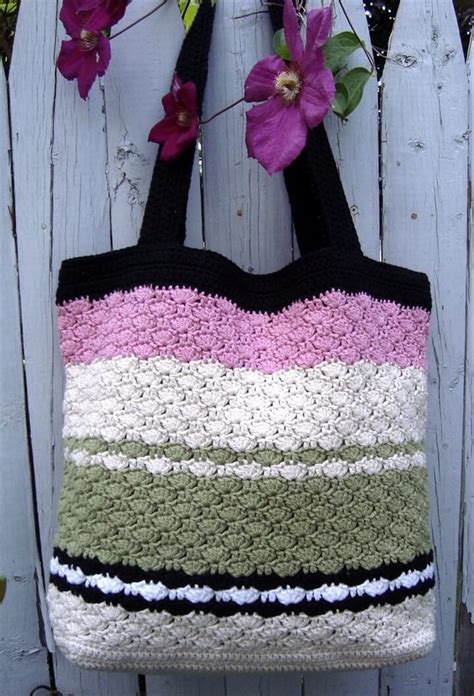 30 Easy Crochet Tote Bag Patterns | DIY to Make