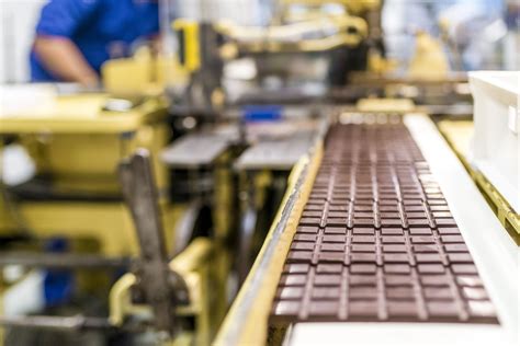 You can soon visit a real chocolate factory in the Netherlands - Anne ...