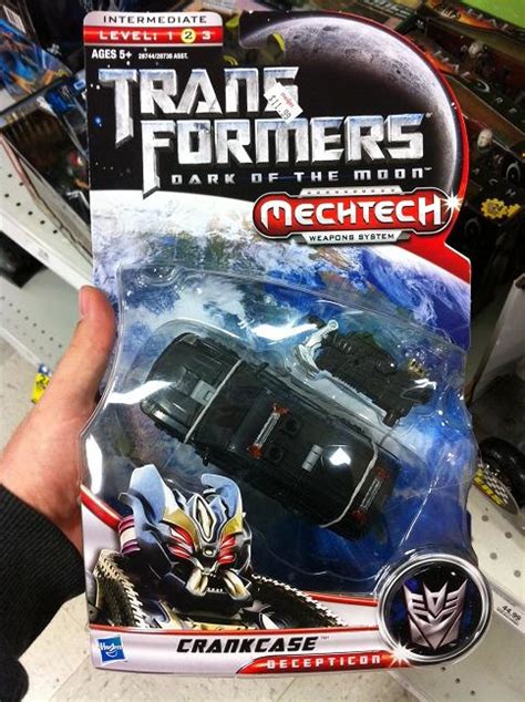 Transformers Live Action Movie Blog (TFLAMB): Dark of the Moon Toys Arriving Early