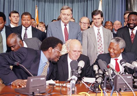 Pik Botha, apartheid-era South African minister, dies at 86