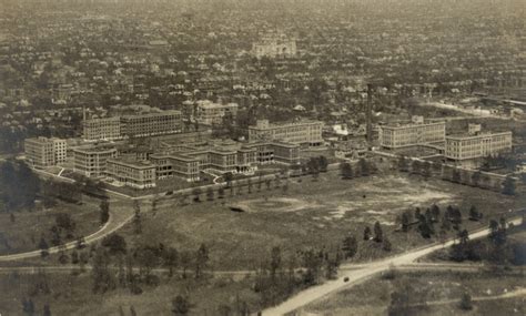 1923 view from the sw 'field' in front is where the present Barnes is ...