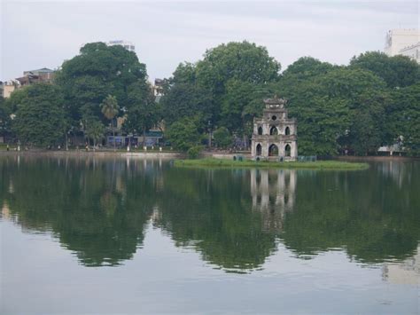 Hoan Kiem Lake (Hồ Hoàn Kiếm), Hanoi, Vietnam - Nick's Wanderings | Vietnam, Lake, Hanoi