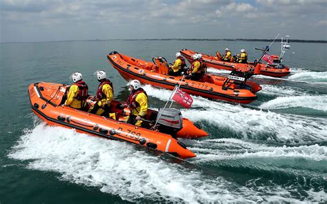 Littlehampton RNLI urges safety first after rescuing 48 people in 2016 ...