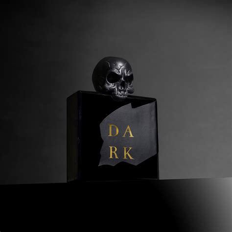 Dark Fragrance | Saint Ivvy