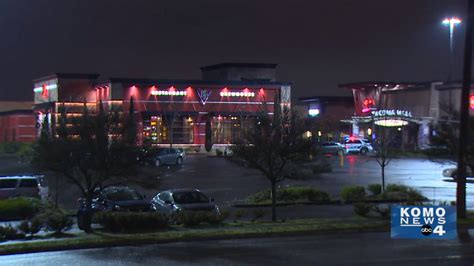 One injured in shooting at Tacoma Mall food court on Black Friday