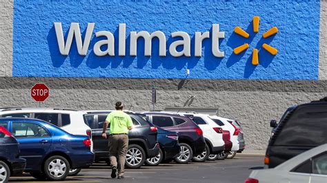 Walmart jobs: Retailer starts holiday hiring for seasonal workers ...