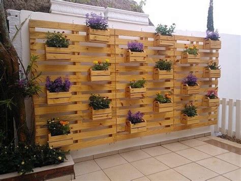 How to Build A Cool Vertical Garden by Own?