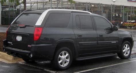 GMC Envoy XUV - Information and photos - MOMENTcar