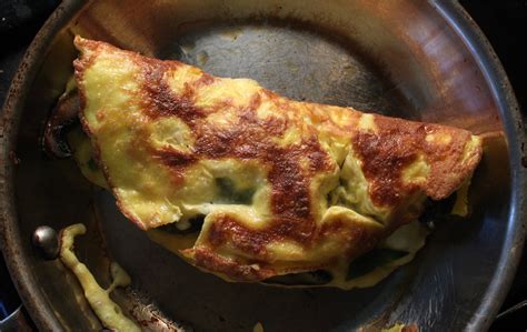 The 99 Cent Chef: Best Spinach & Cheese Omelet - Video Recipe